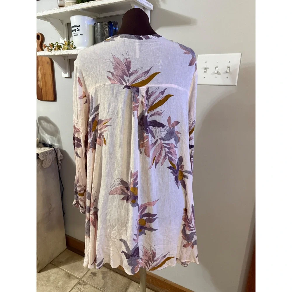 Free People Tunic women's S Pink Floral Boho Gauze Keyhole Lace Peasant Top